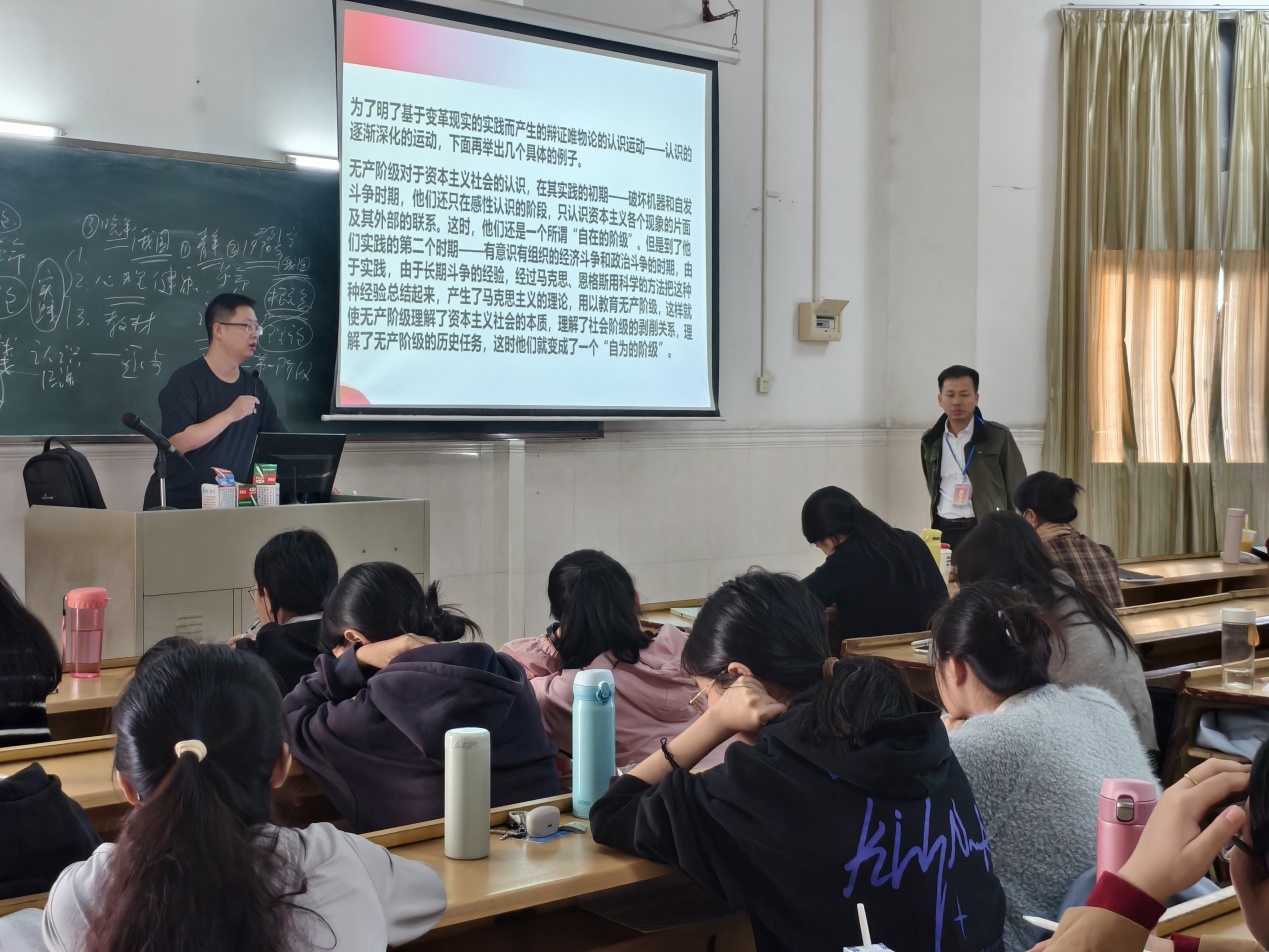 说明: D:\Backup\xwechat_files\wxid_jdbfqqg9l1ag21_d8e6\temp\RWTemp\2025-11\04619cfccca6357d96eaa2add1121e4e\a8a34b82fe21369bd7c1cc96bffd7f66.jpg