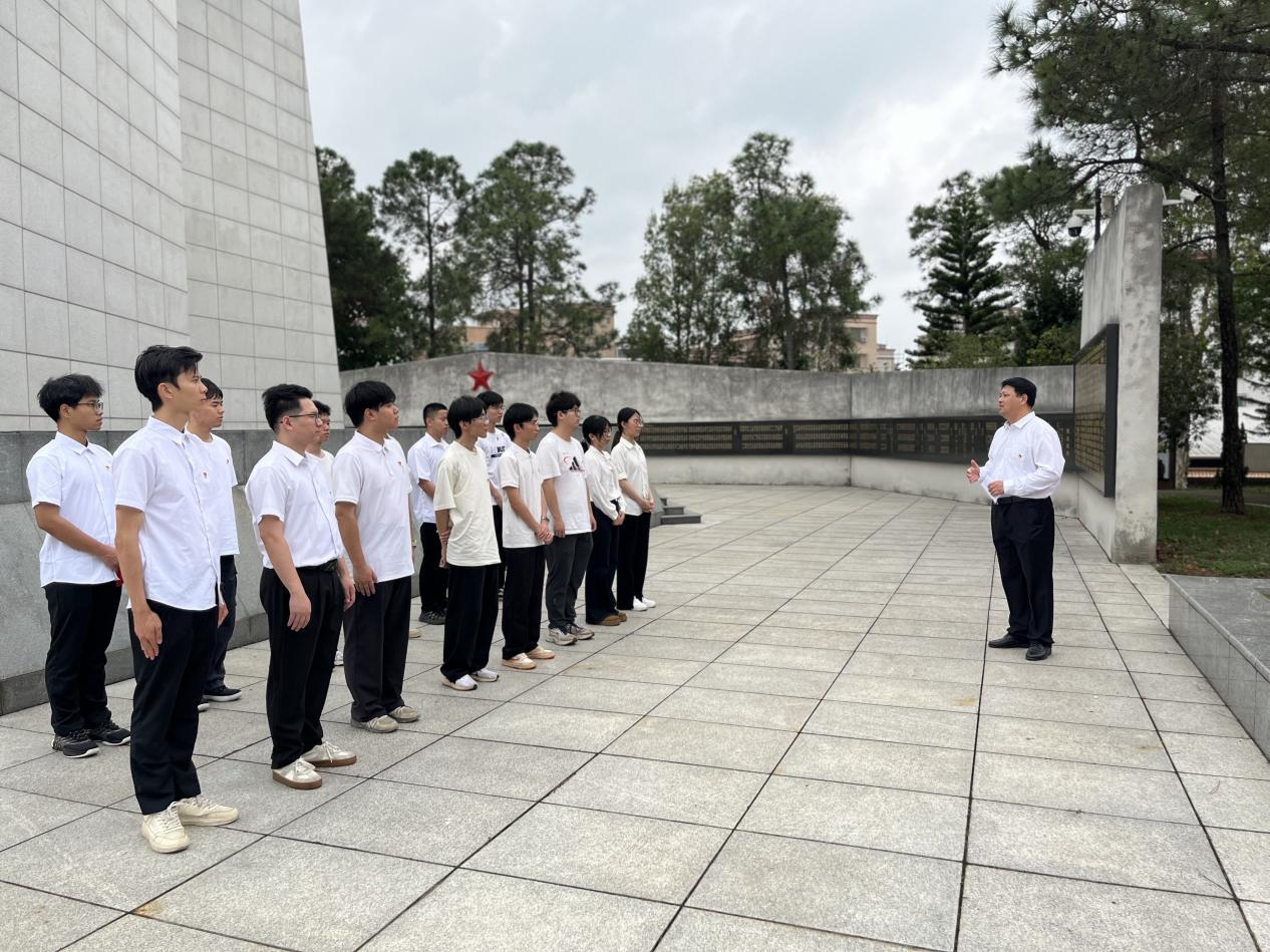 3e663edf5f5863a58deb580390a17d8e