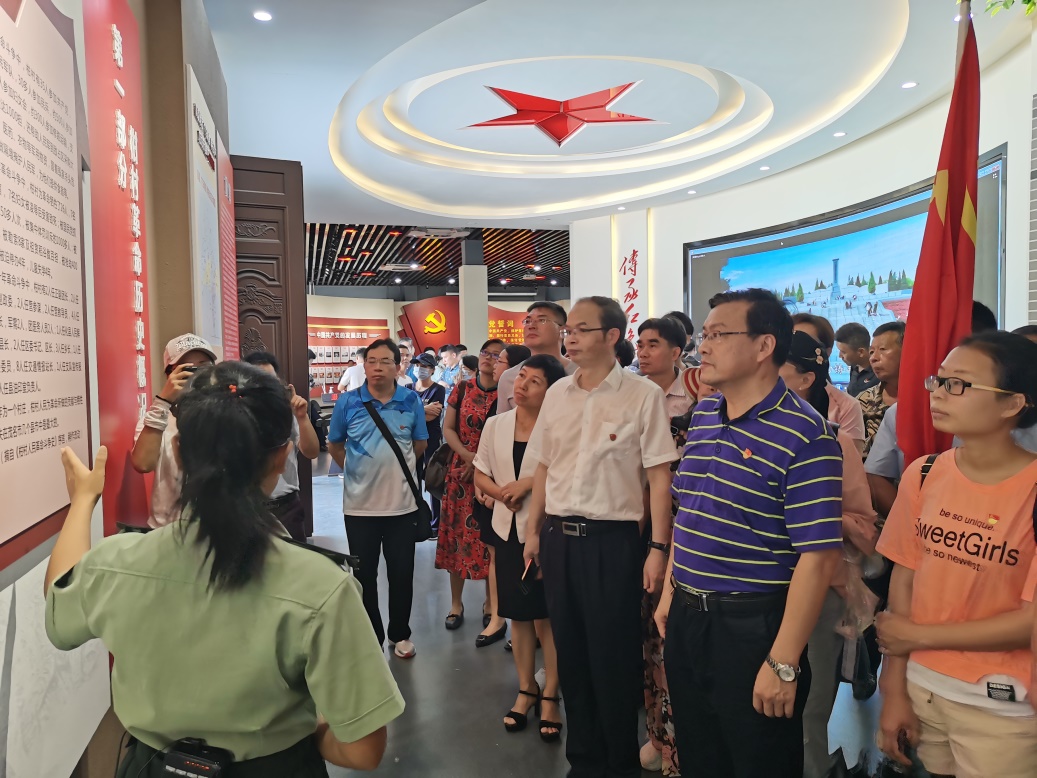 说明: C:\Users\ADMINI~1\AppData\Local\Temp\WeChat Files\fba53efe80a459468b2b957ddb3543d.jpg