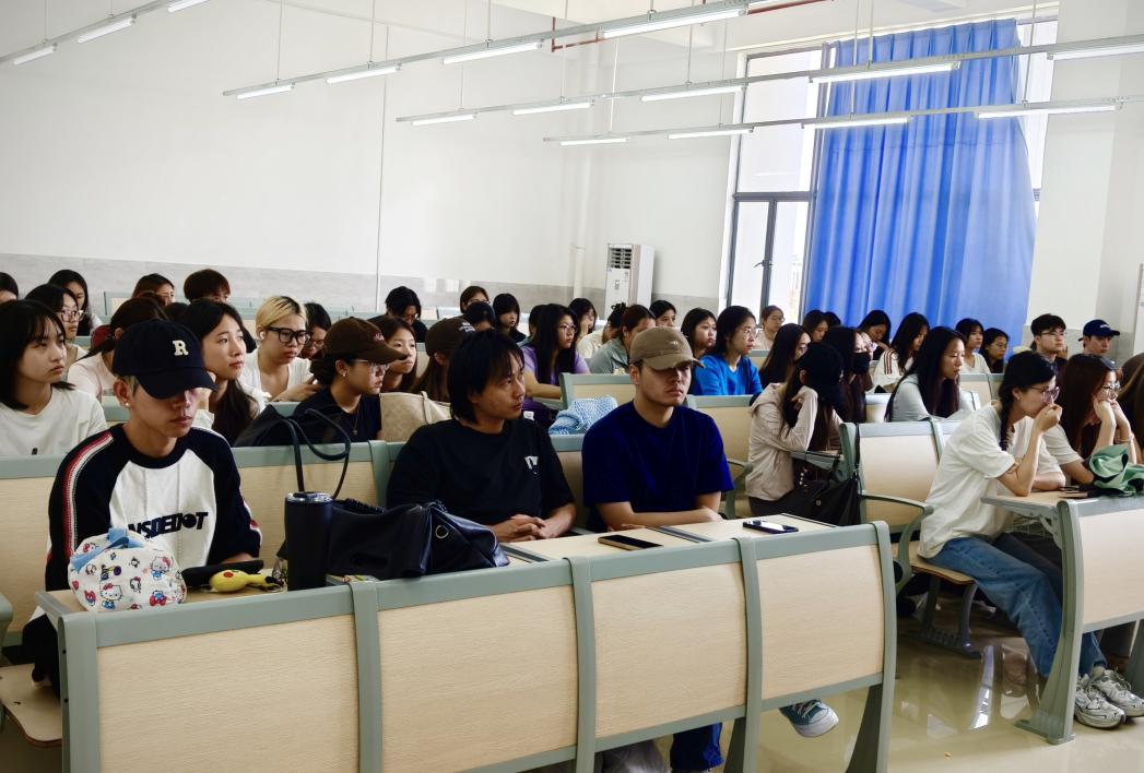 说明: 325ae75a7b80ffbfa30171e4ee5c5fde